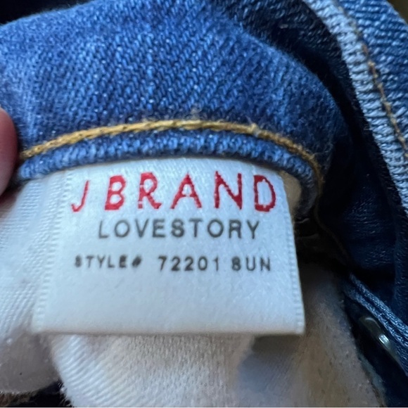 J BRAND LOVESTORY JEANS. Medium Wash W/factory distressing. Size 16. Bellbottoms - Picture 4 of 8